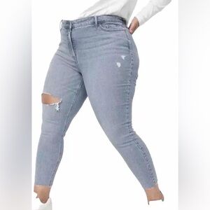 Old Navy-High-Waisted Rockstar Super Skinny Ripped Ankle Jeans-Women's 22-NEW!!